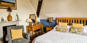Standard Double Bedroom Room 8 Castle Hotel, Bishops Castle