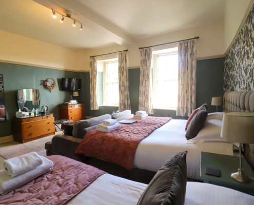 room-4-7 (1)