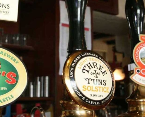 fully-licenced-bar-e1439388762602