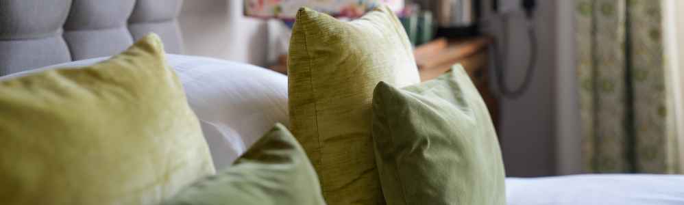 Last Minute Availability Bank Holiday Monday Night