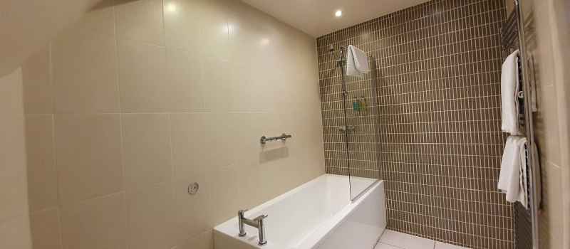 Bathroom Standard Double