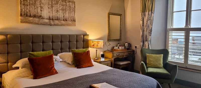 Bedroom 3 Castle Hotel