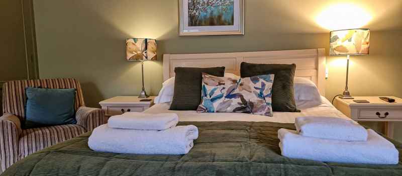 Bedroom 1, Family Double