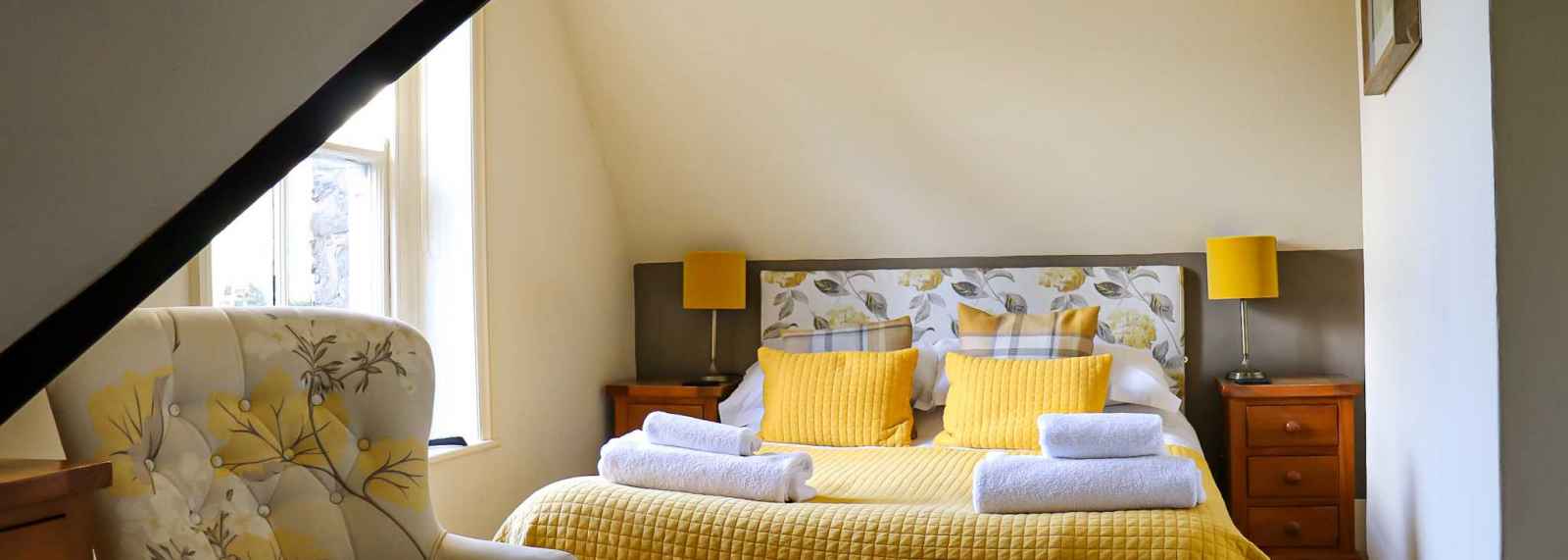 Bedroom 9 The Castle Hotel